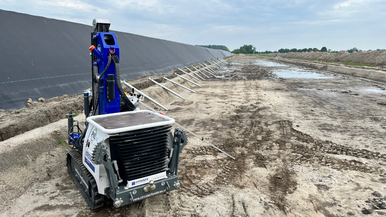 Uitleg funderingsaanpak met CE-palen en bodemrapport in overleg met aannemer